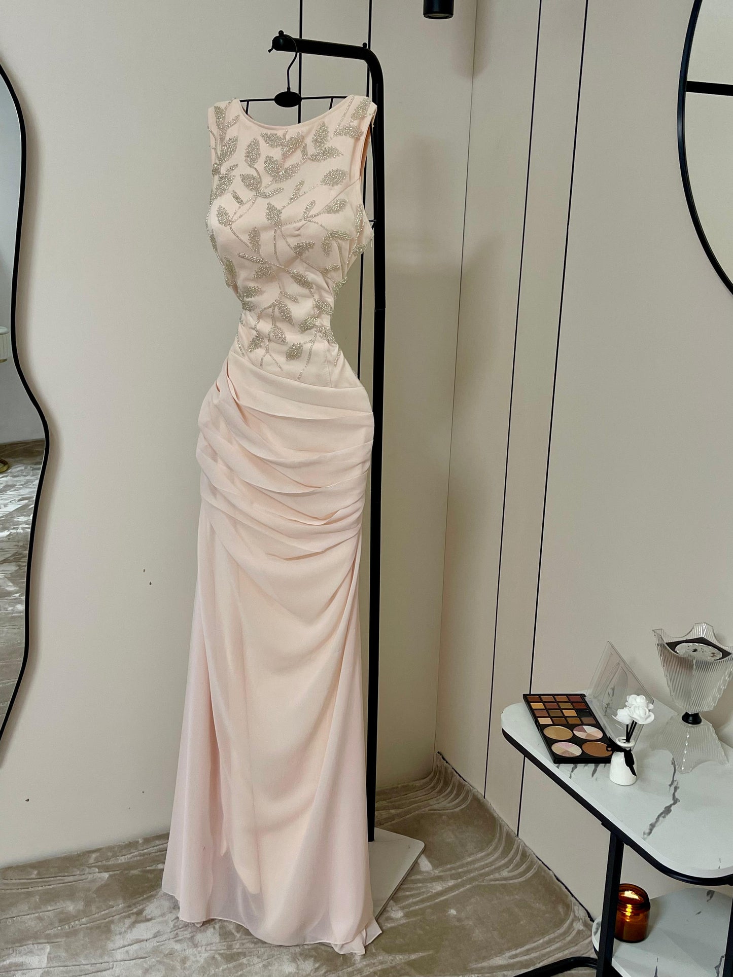 فستان باربي أنيق