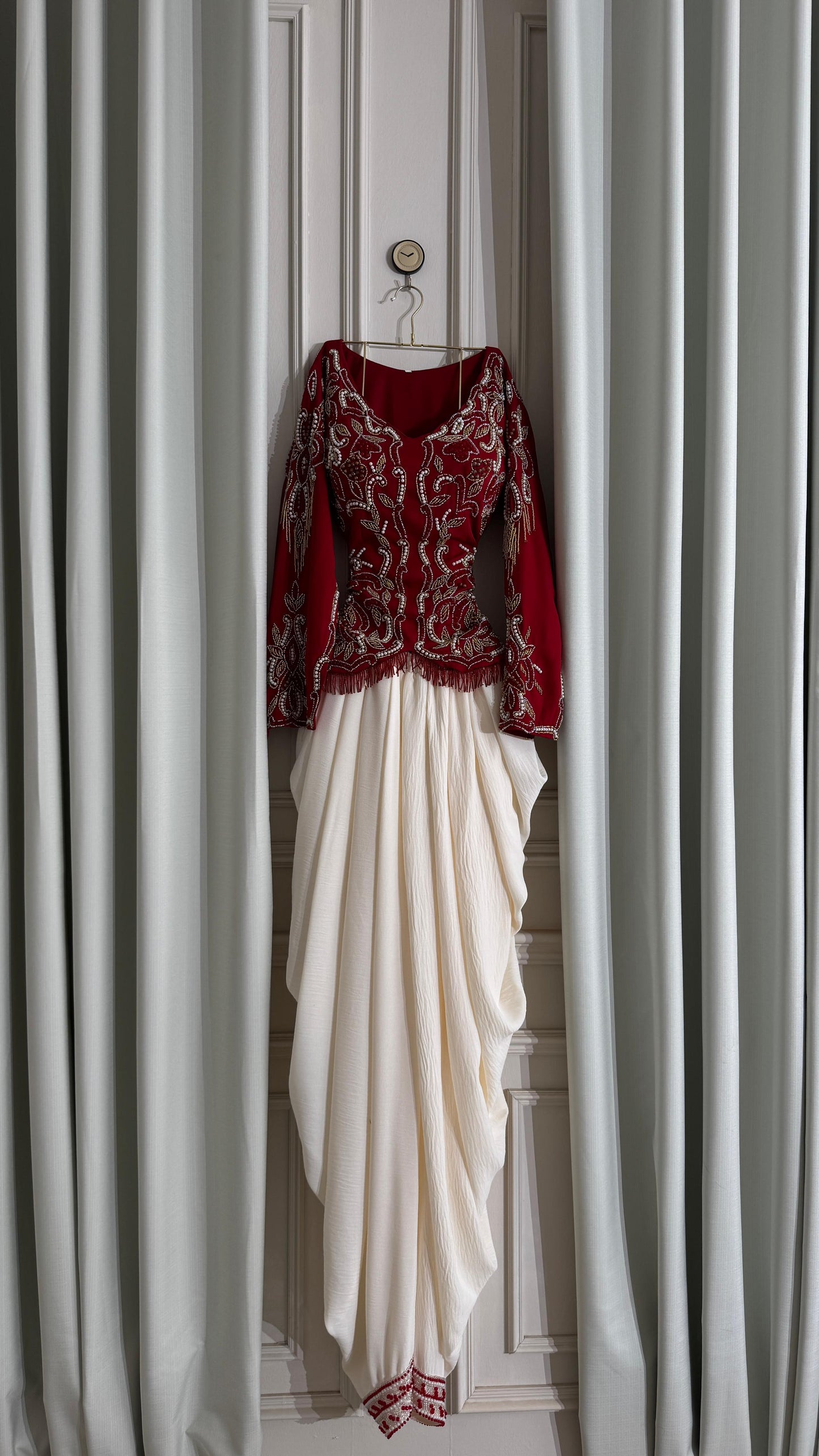 جلابية خمرية