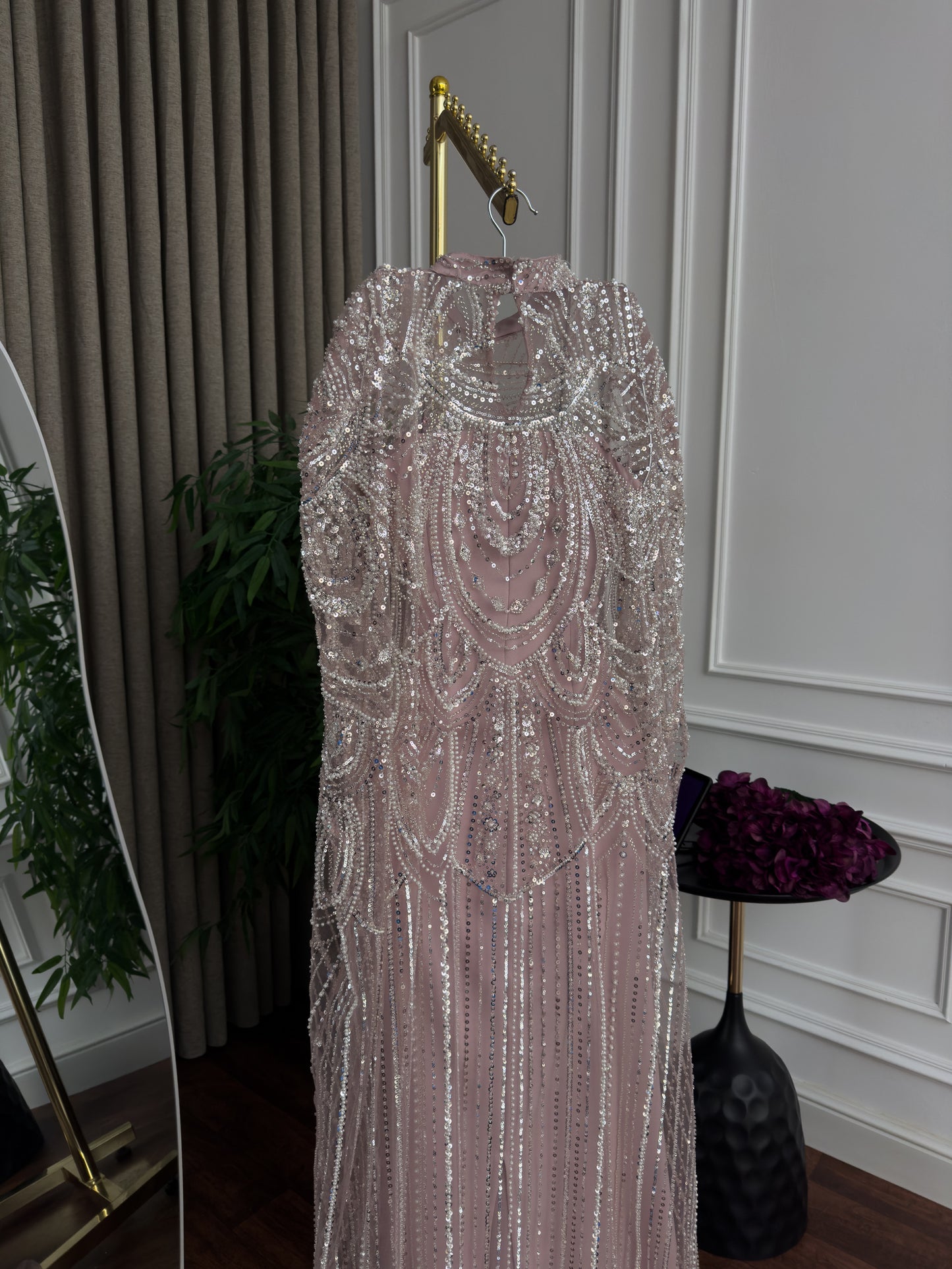 فستان حوامل كرستال