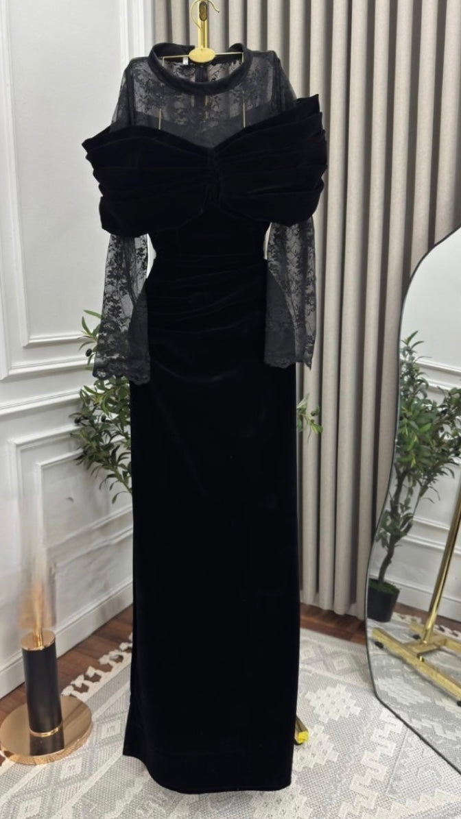 فستان دانتيلا