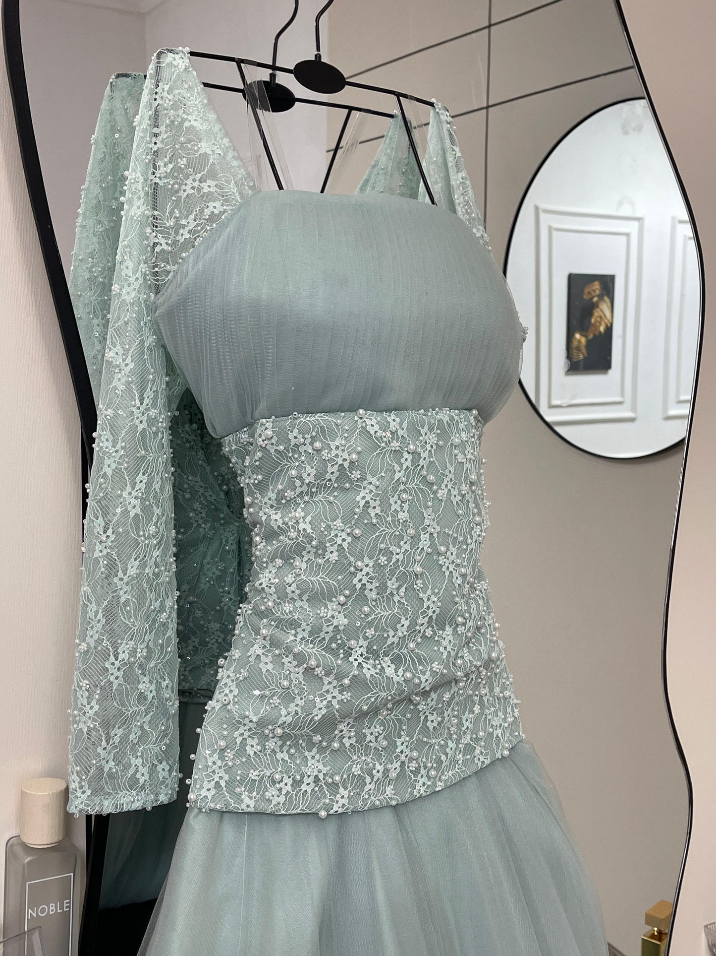 فستان سهرة فيروزي