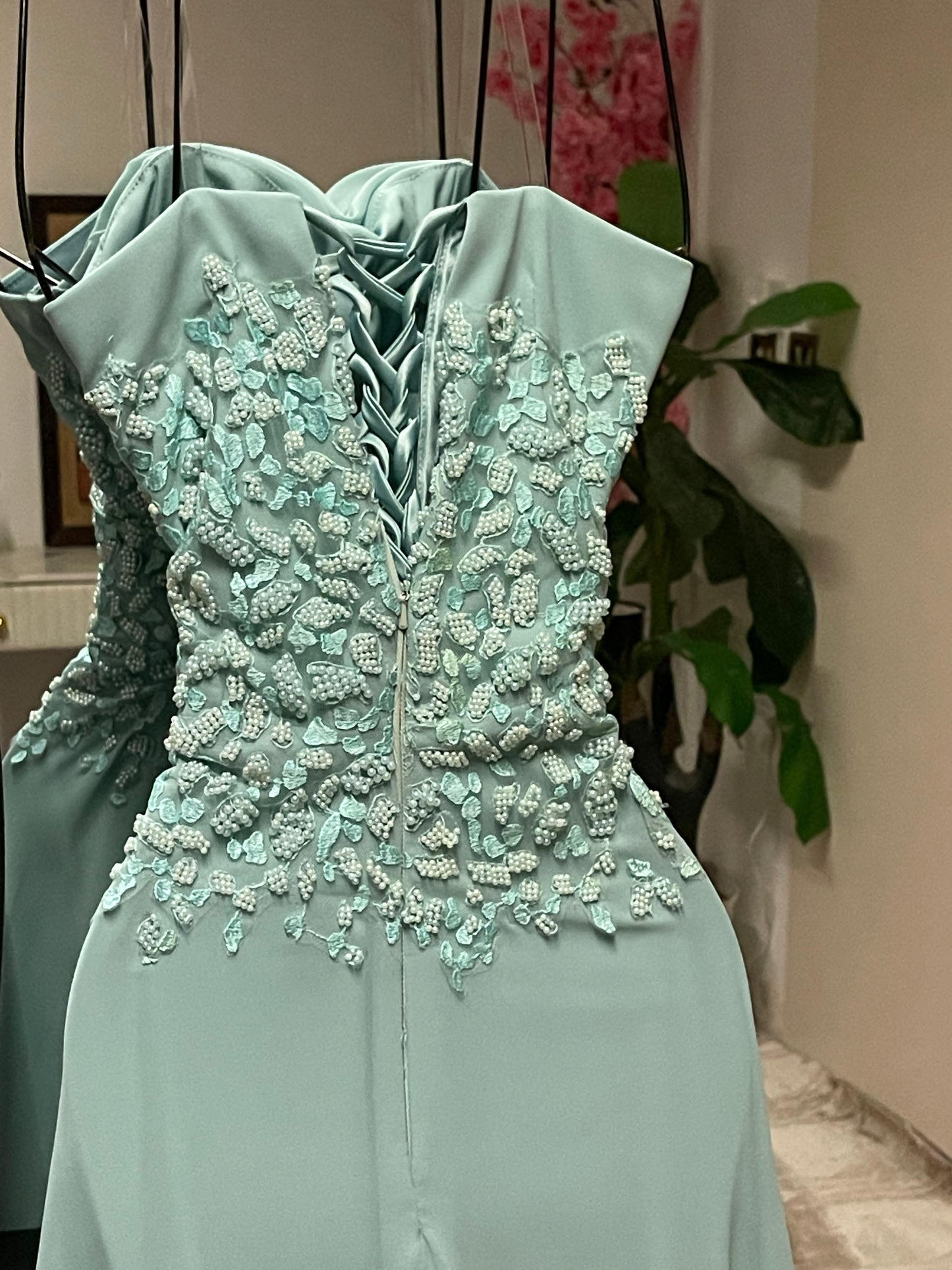 فستان فيروزي فاتح