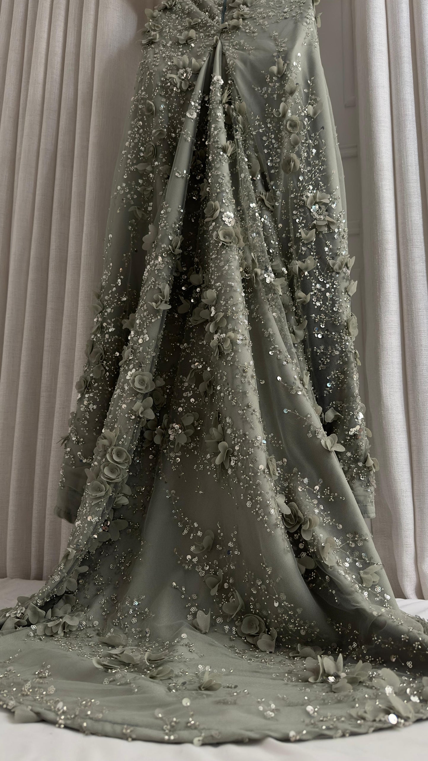 فستان فستقي