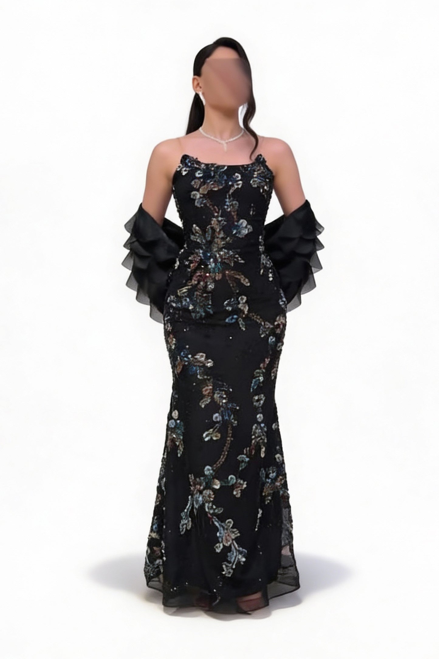 فستان أسود بنقش الزهر