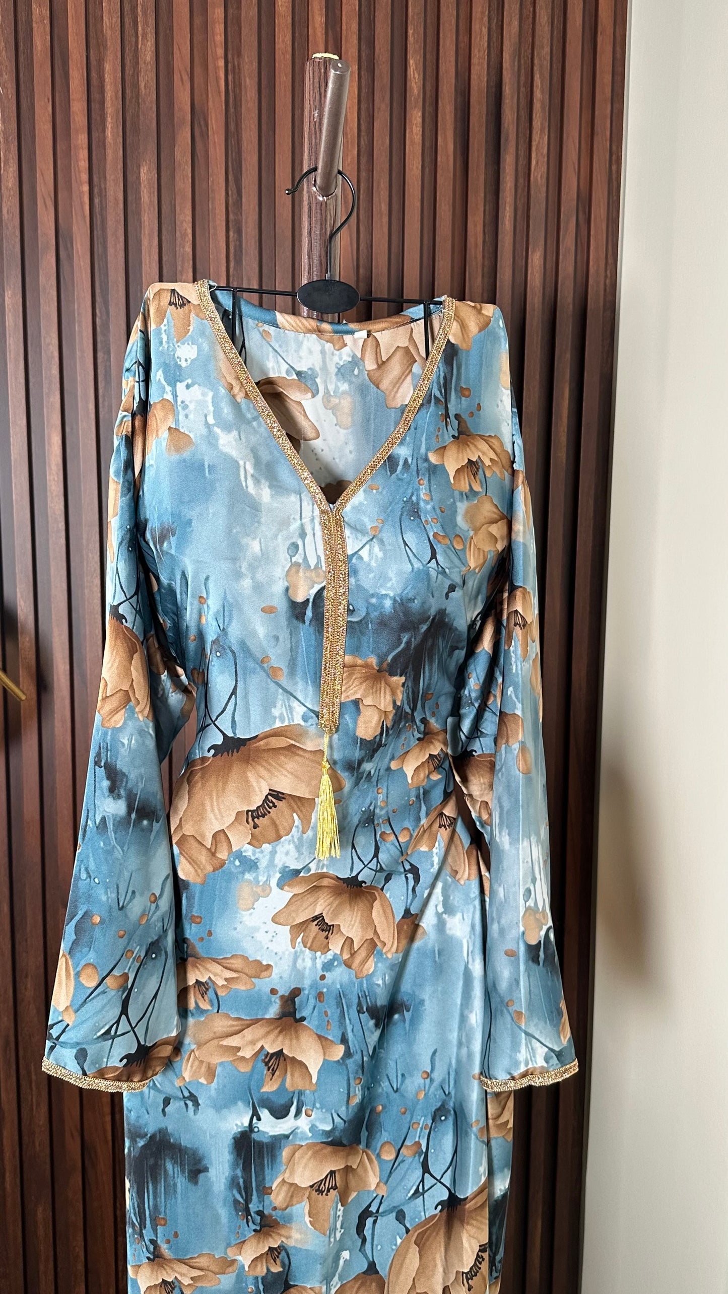 جلابية حرير مشجر