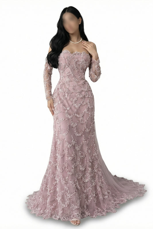 فستان وردي لامع