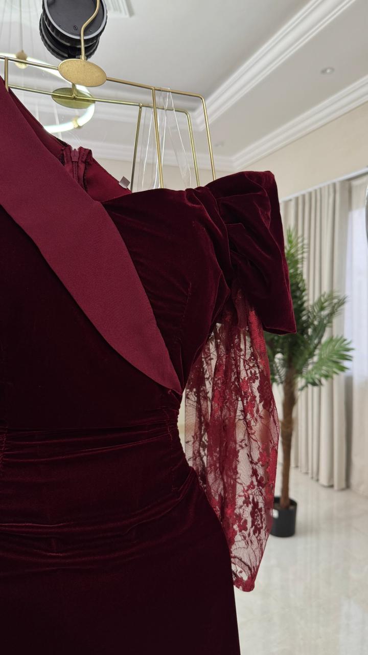 فستان بورغندي مخمل