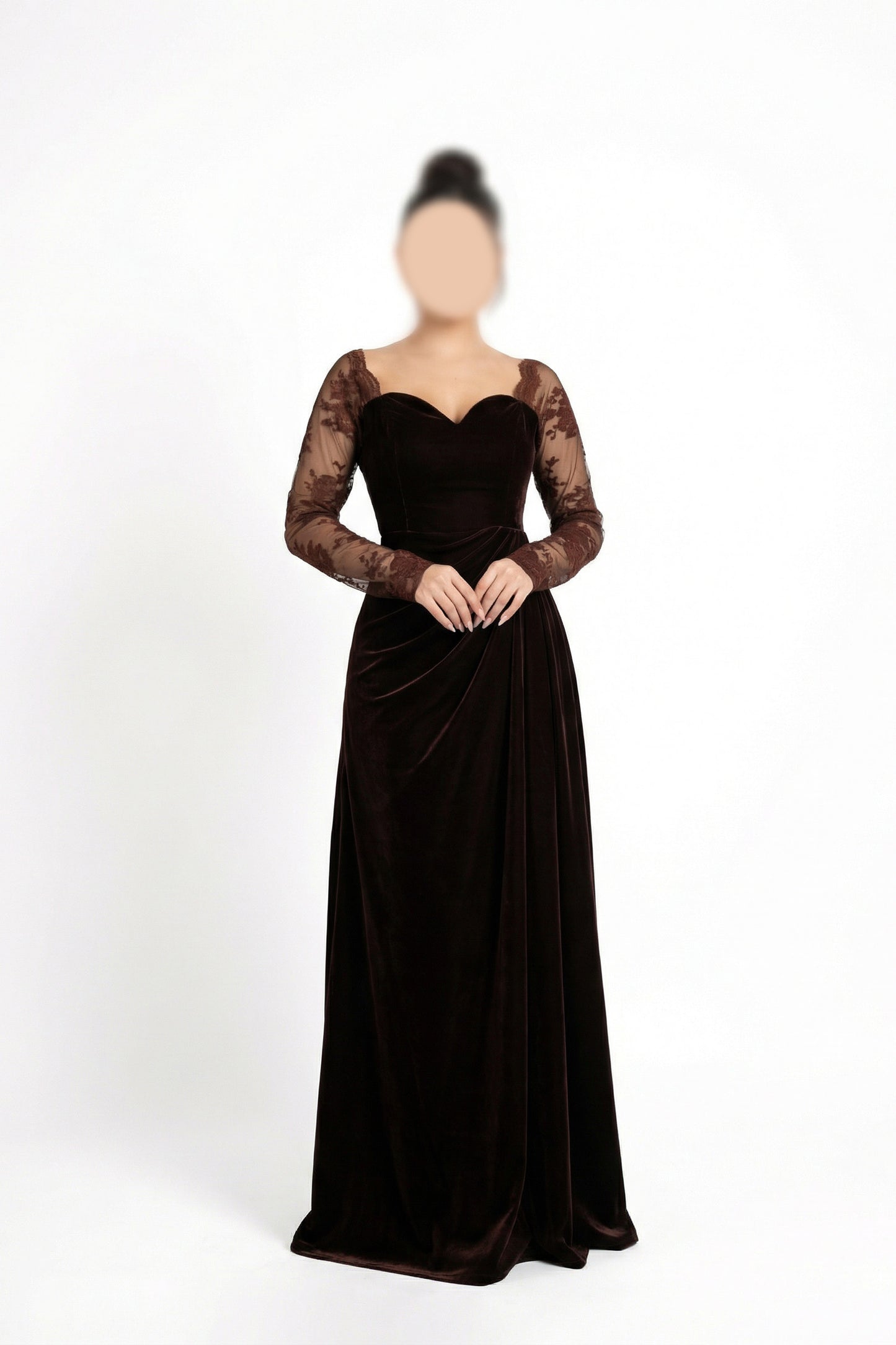 فستان بأكمام دانتيل