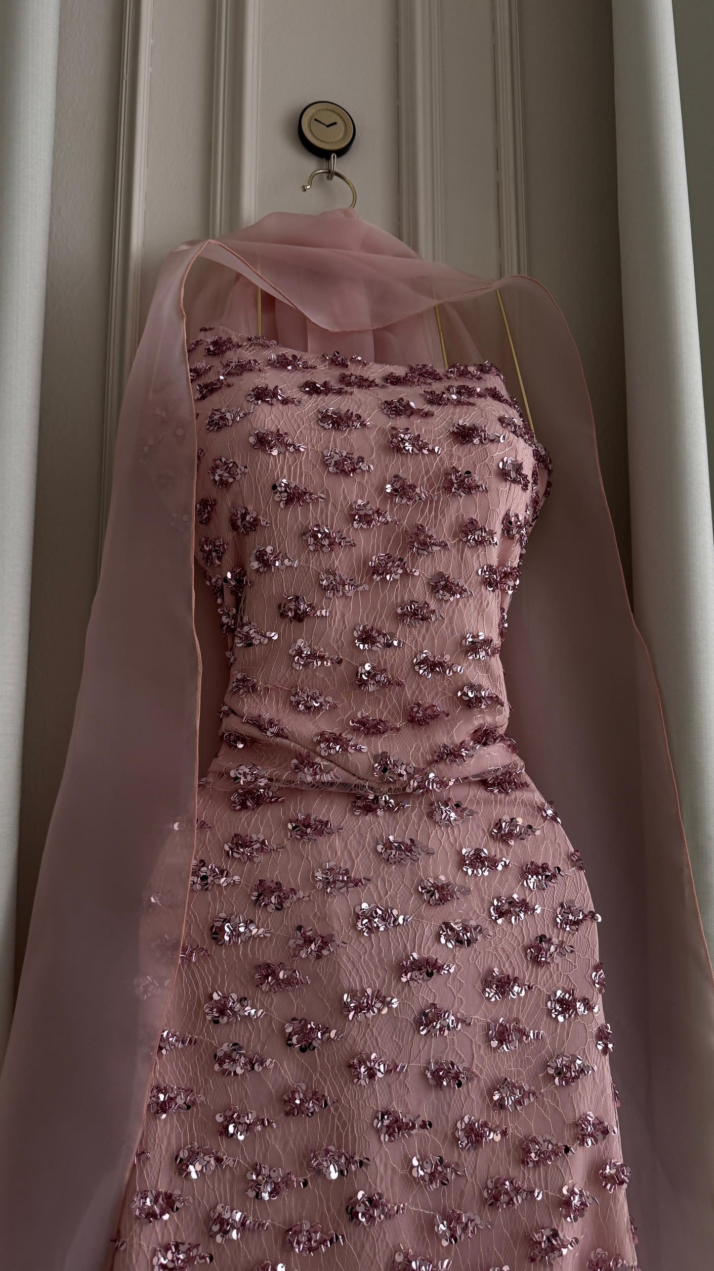 فستان باربي أنيق