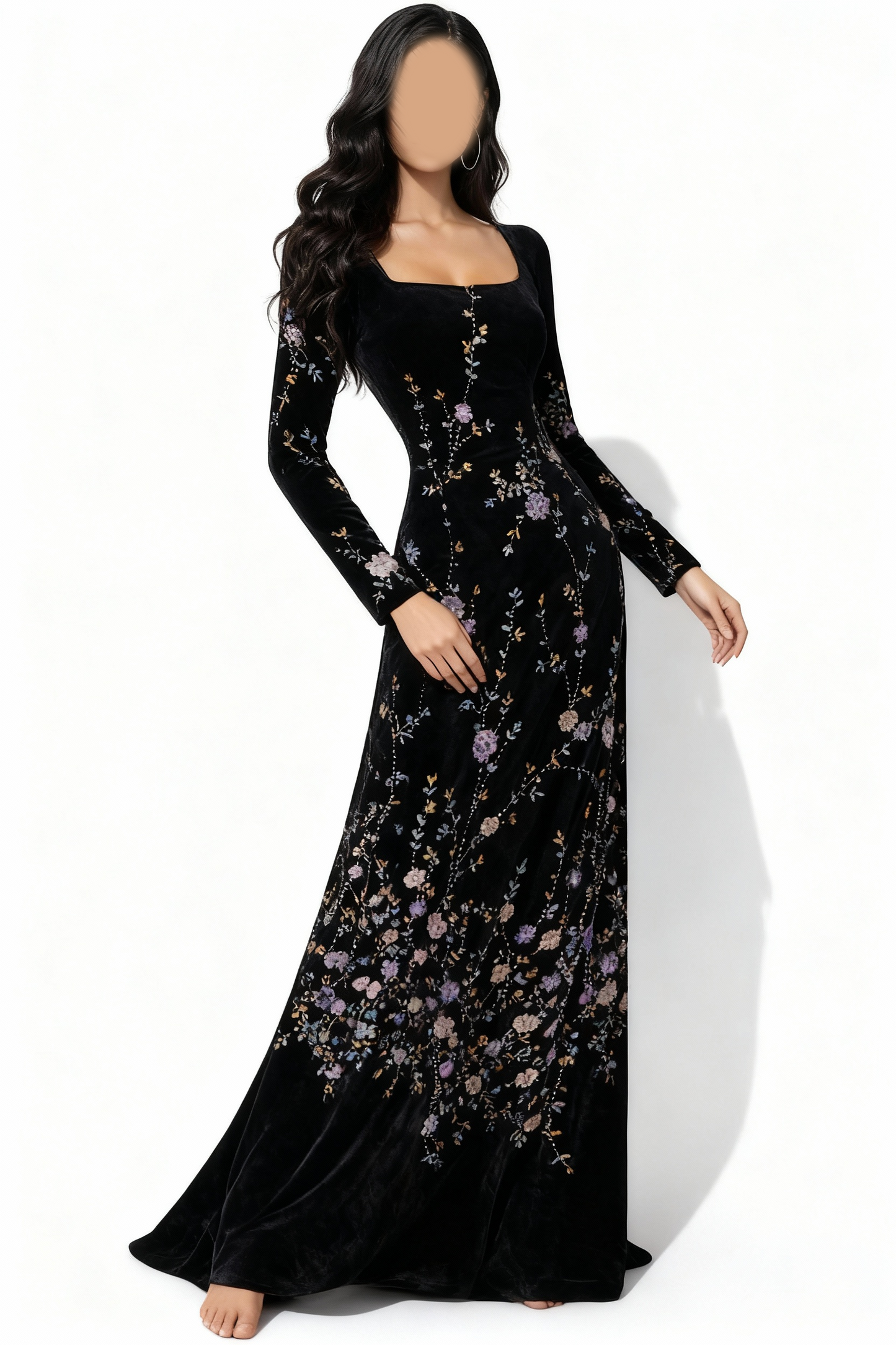 فستان أسود بزهور جذابة