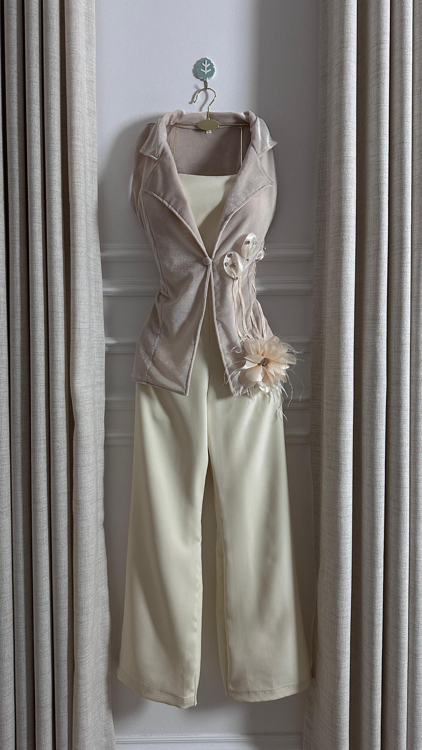 بدله بجاكيت