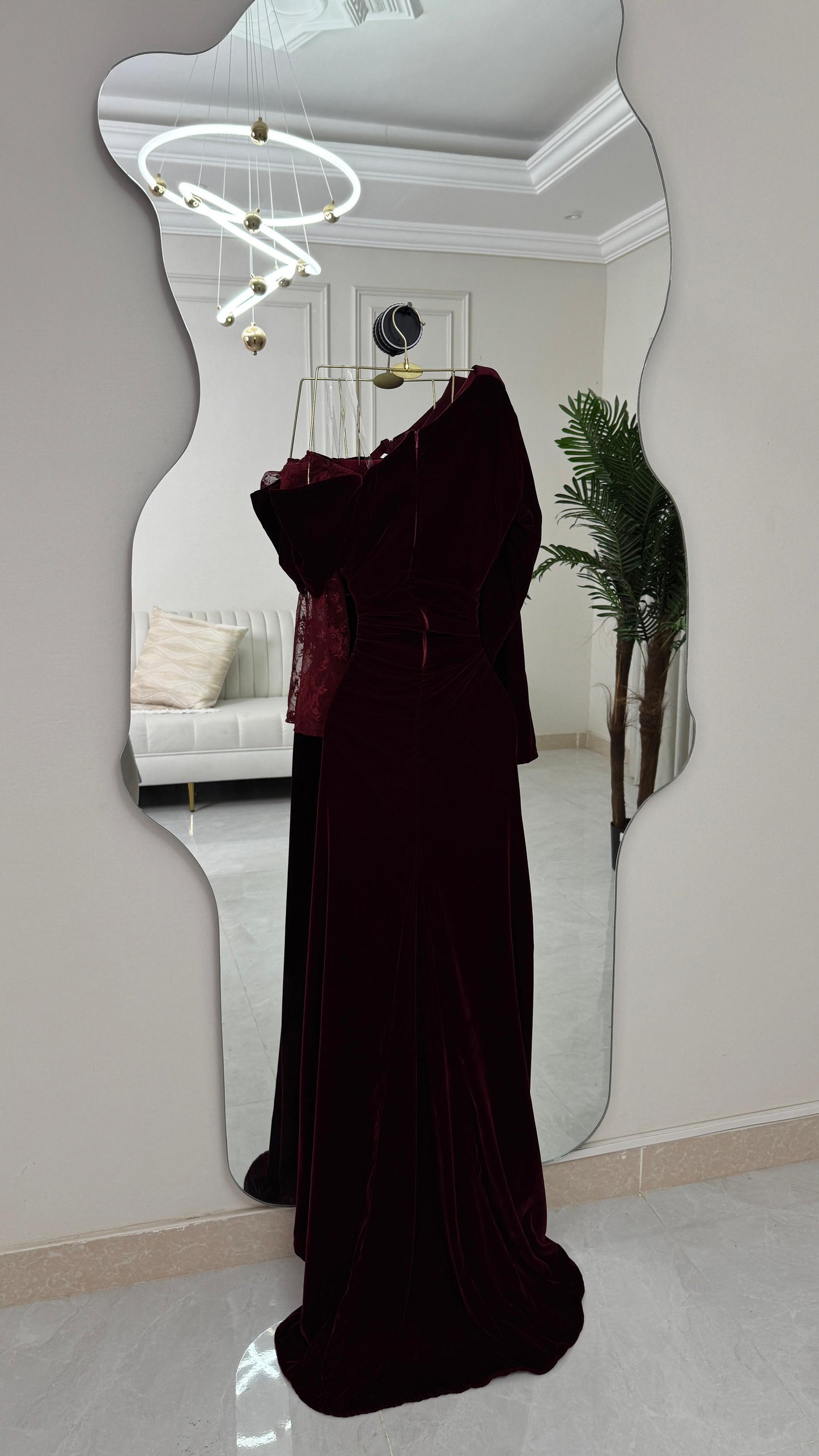 فستان بورغندي مخمل