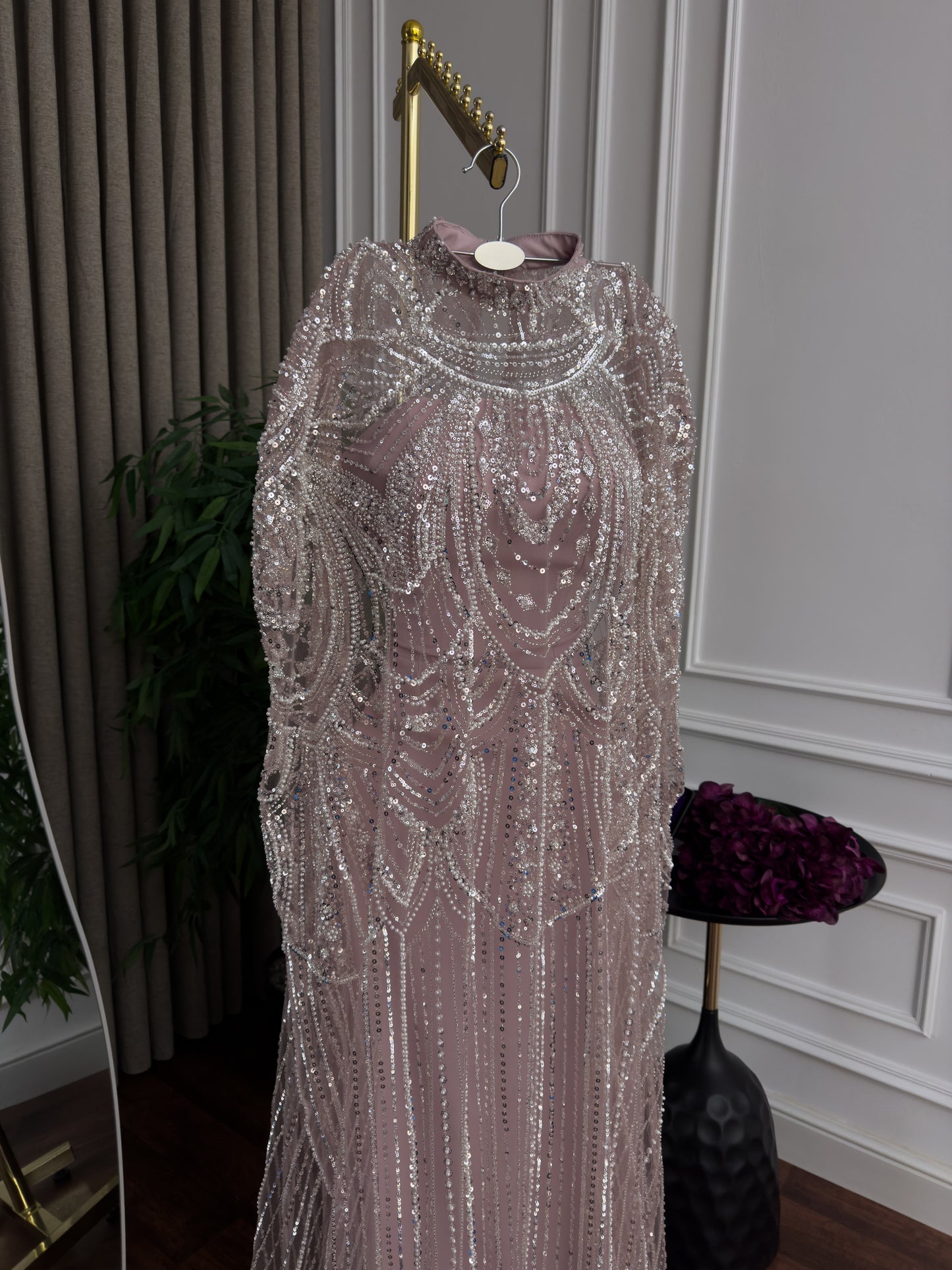 فستان حوامل كرستال