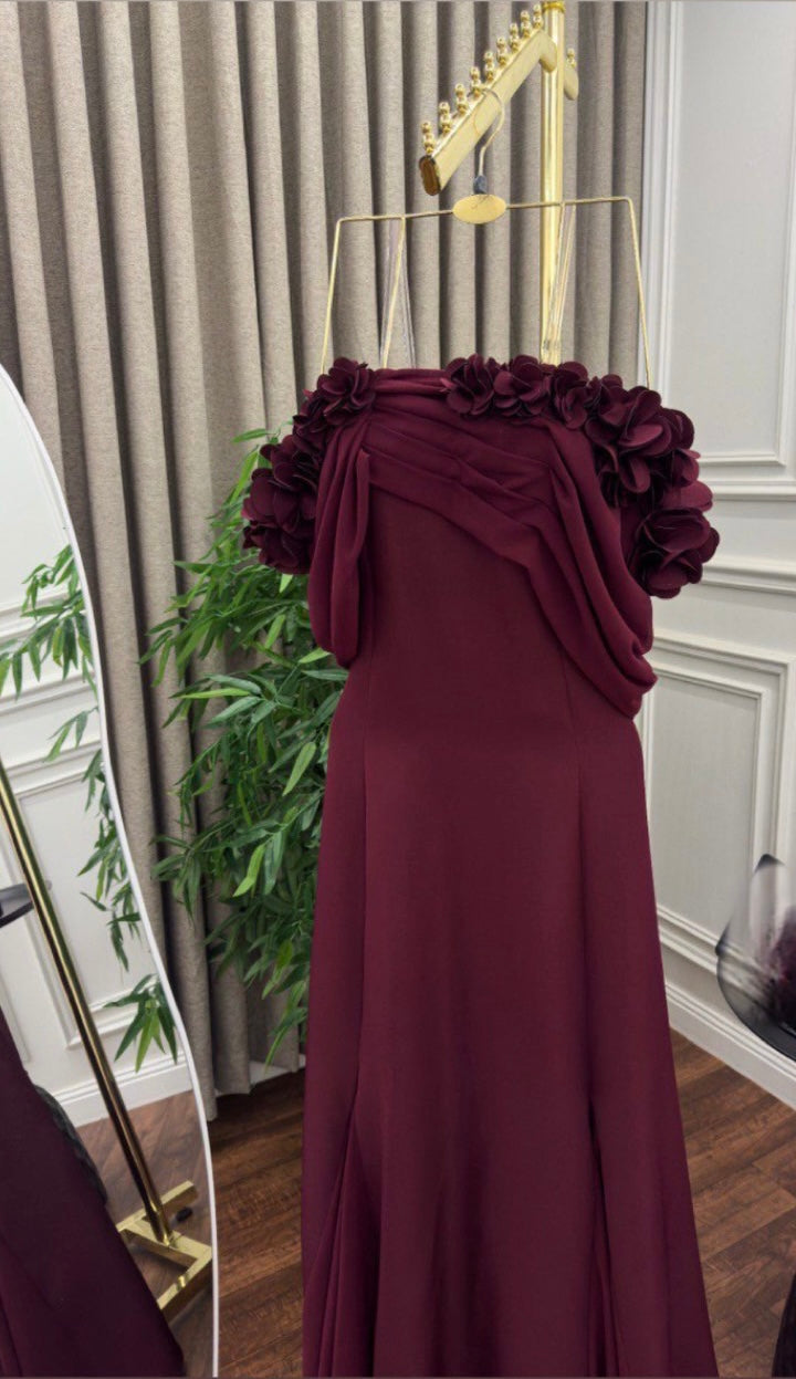 فستان حوامل عودي