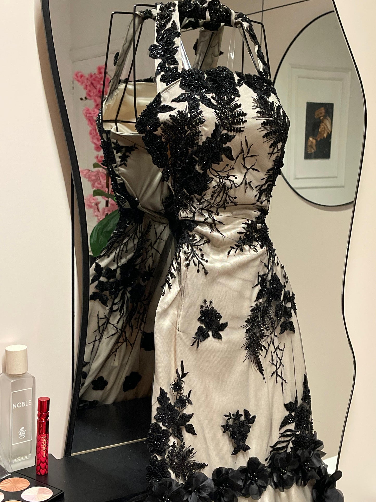 فستان بلاك&وايت