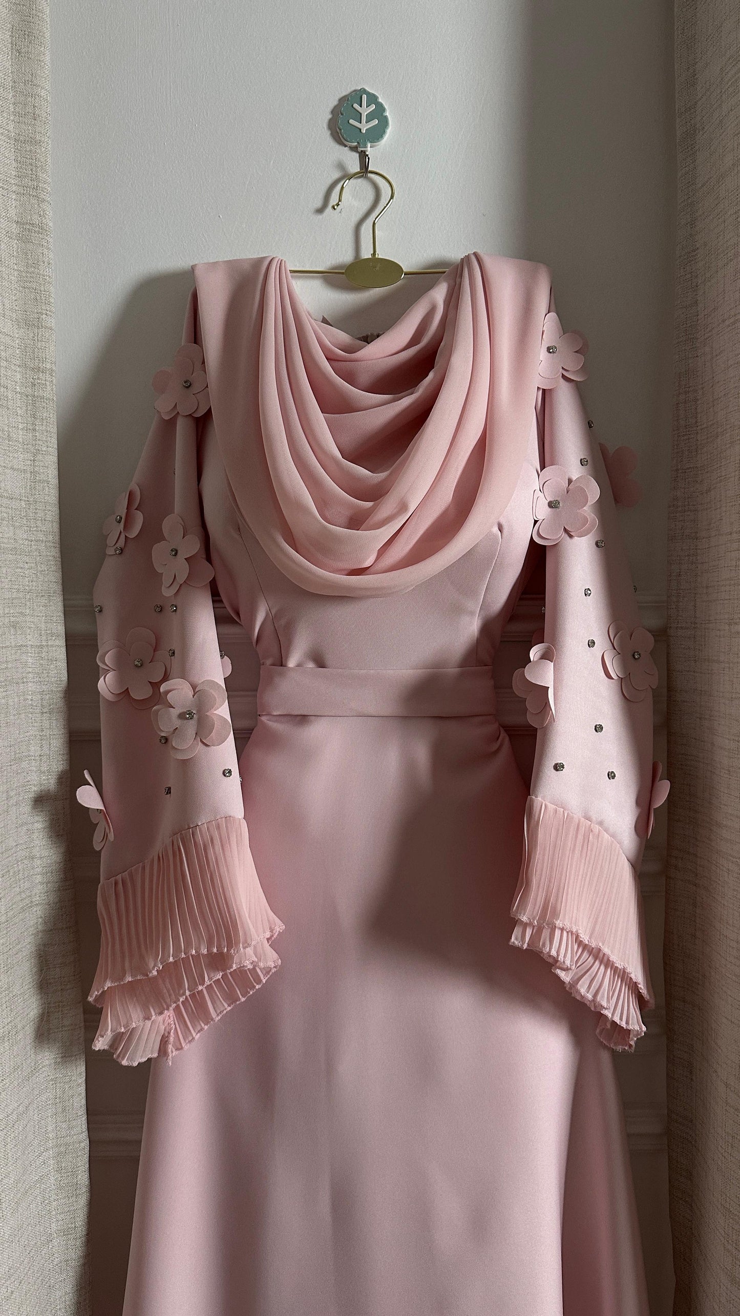 فستان باربي زهري