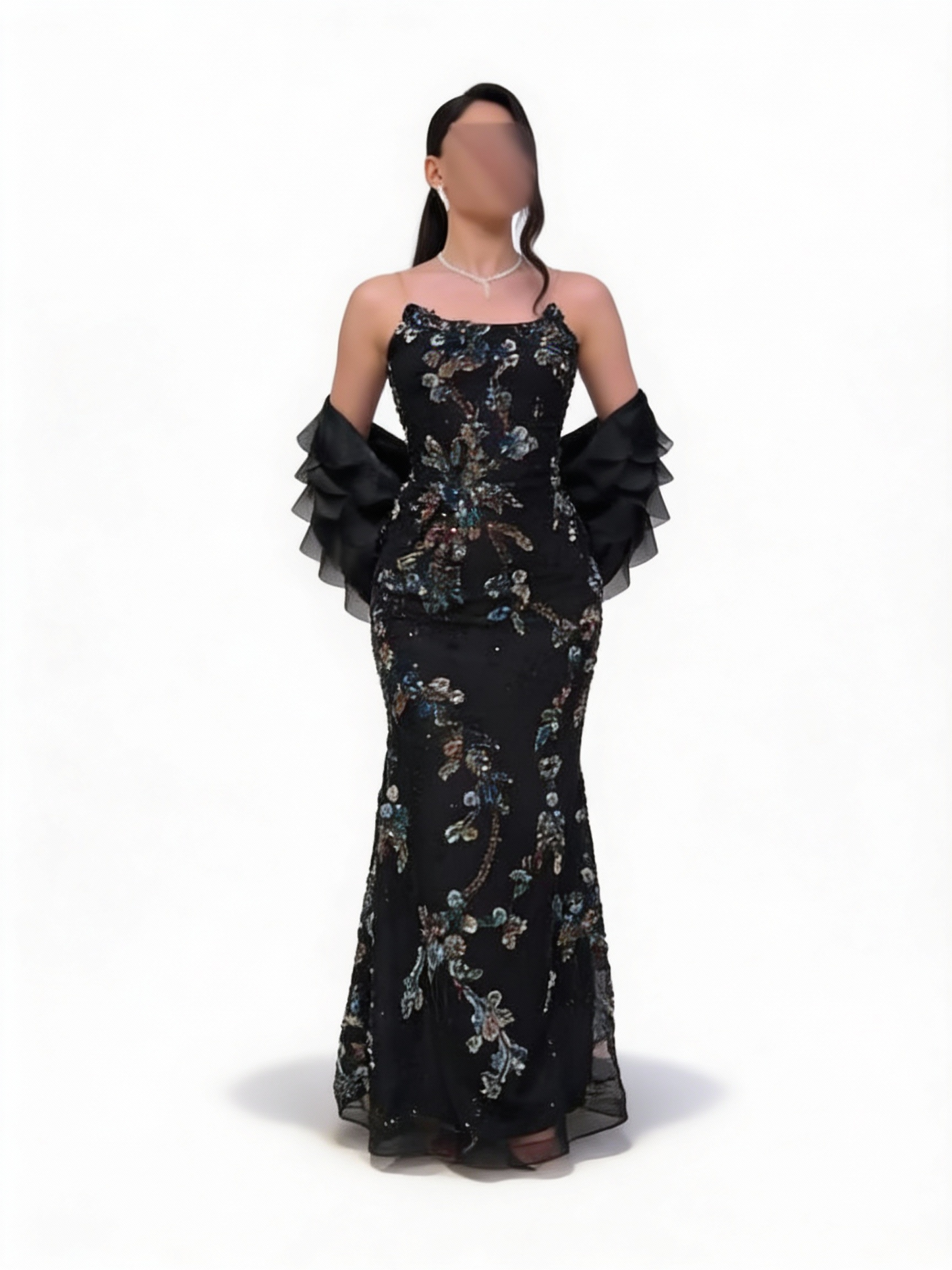 فستان أسود بنقش الزهر