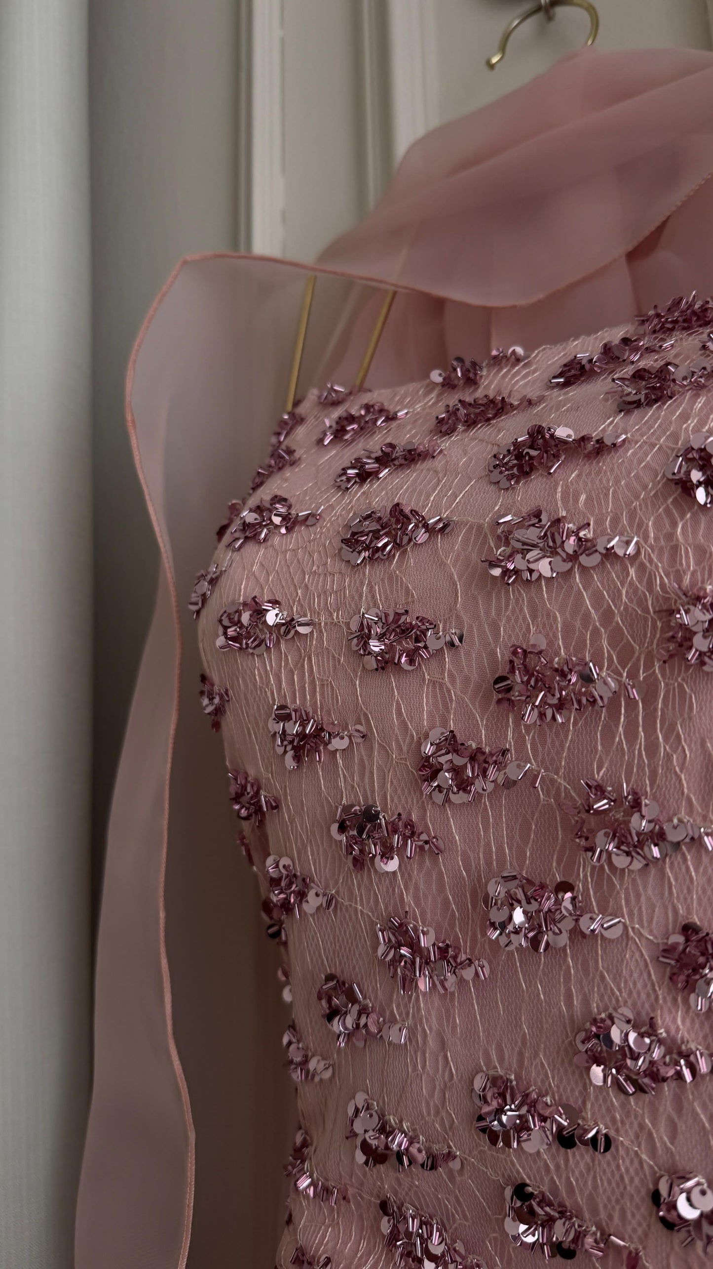 فستان باربي أنيق