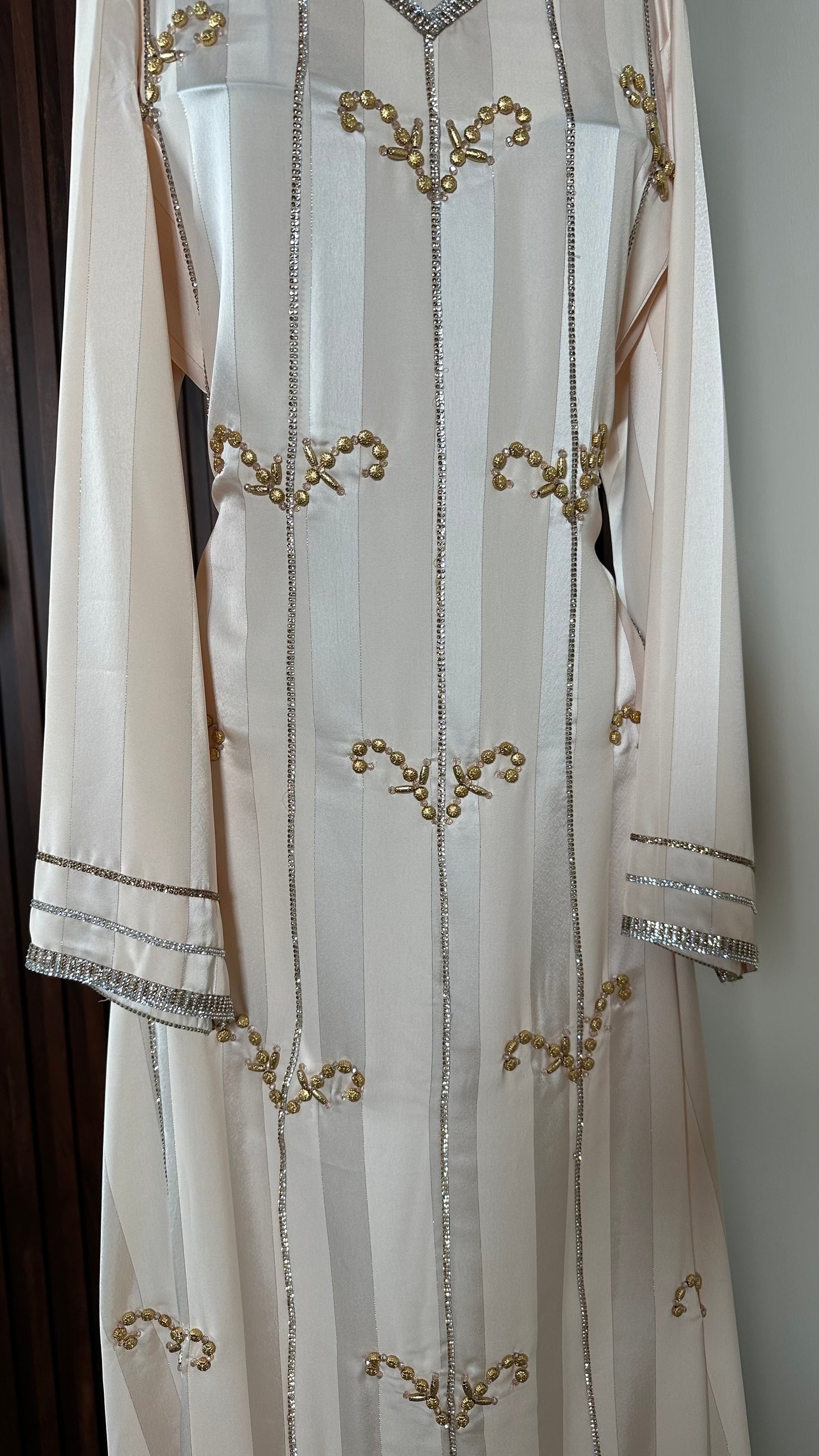 جلابية كريمي