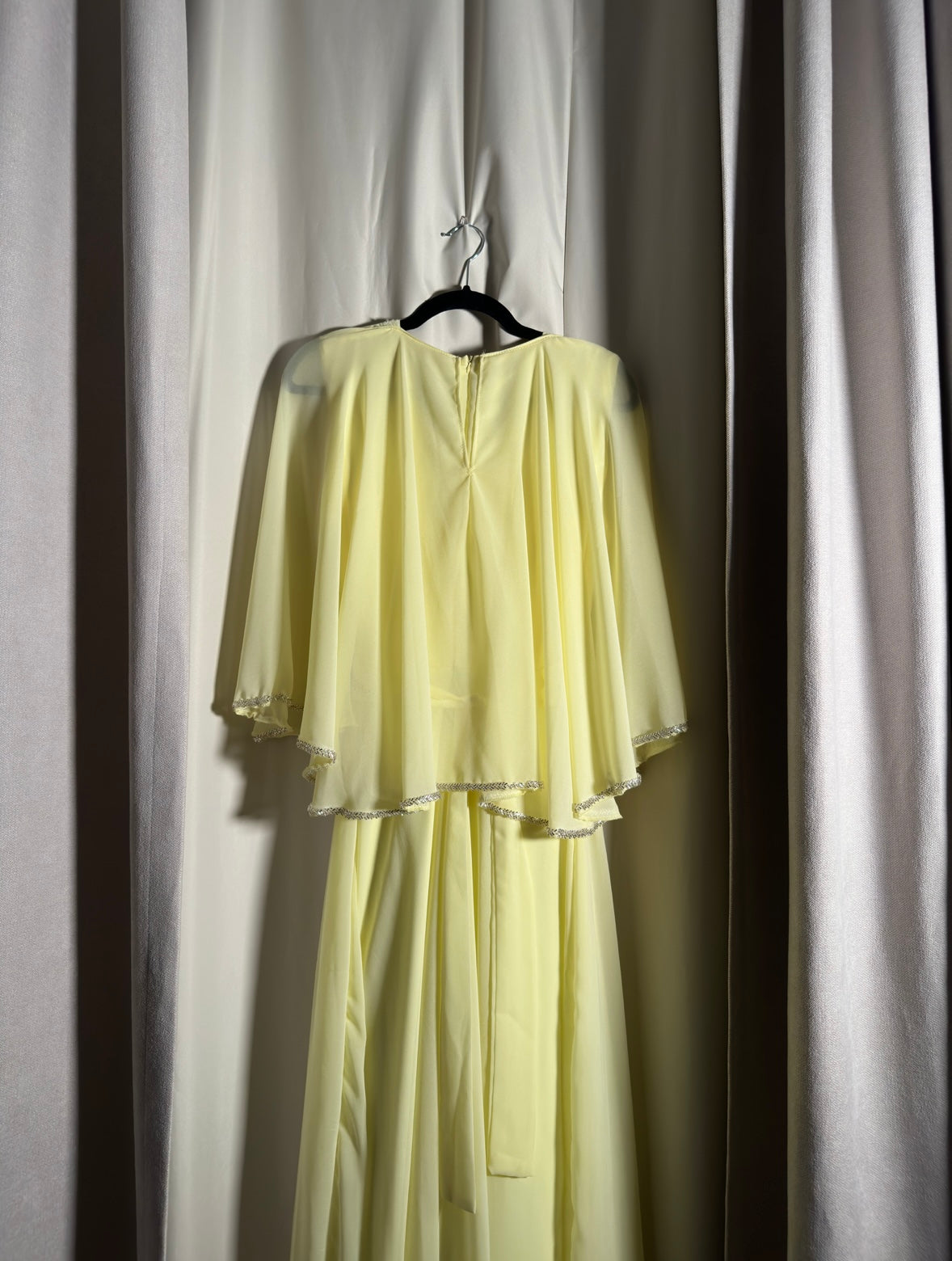 جلابية سارين