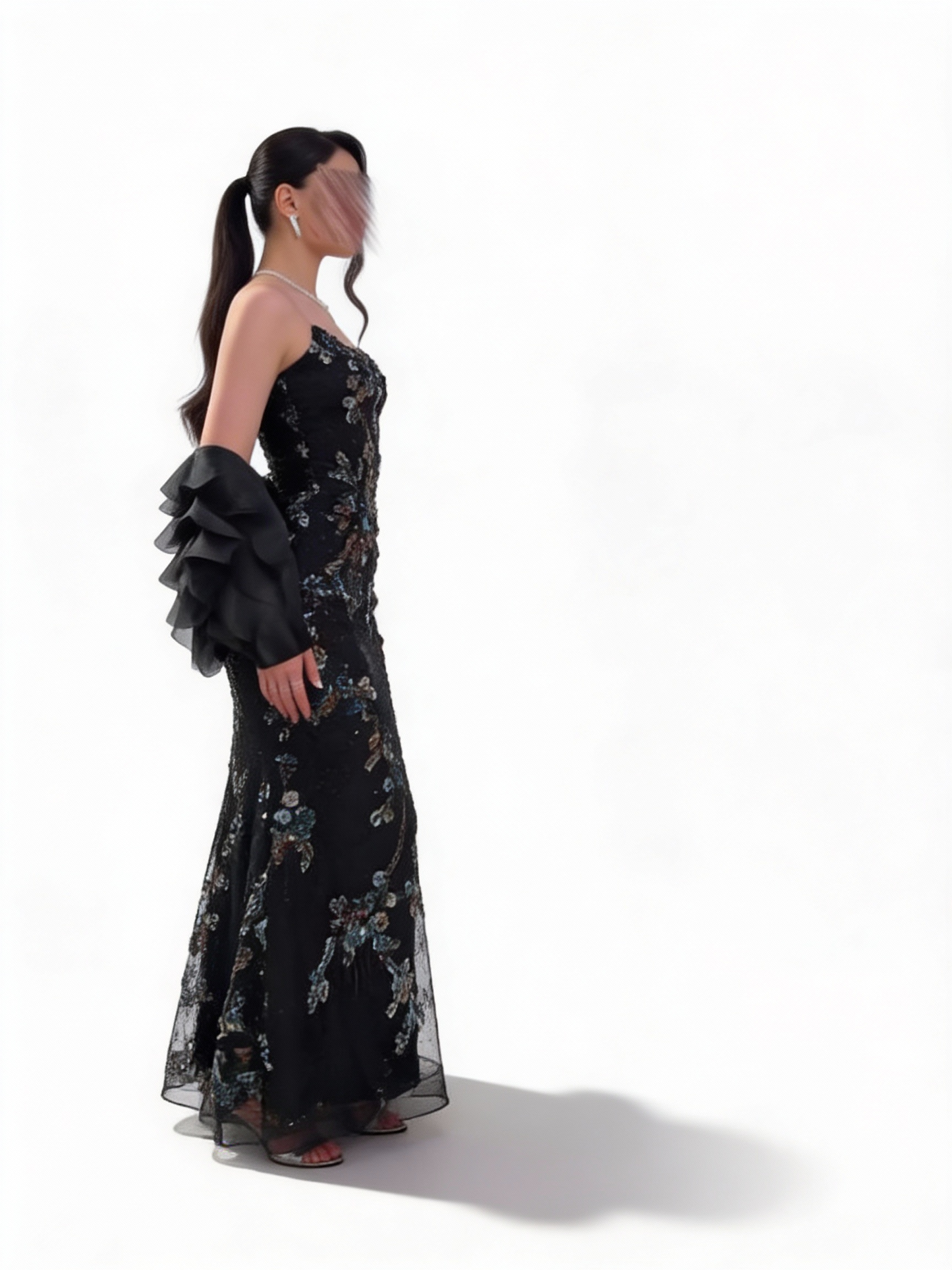 فستان أسود بنقش الزهر