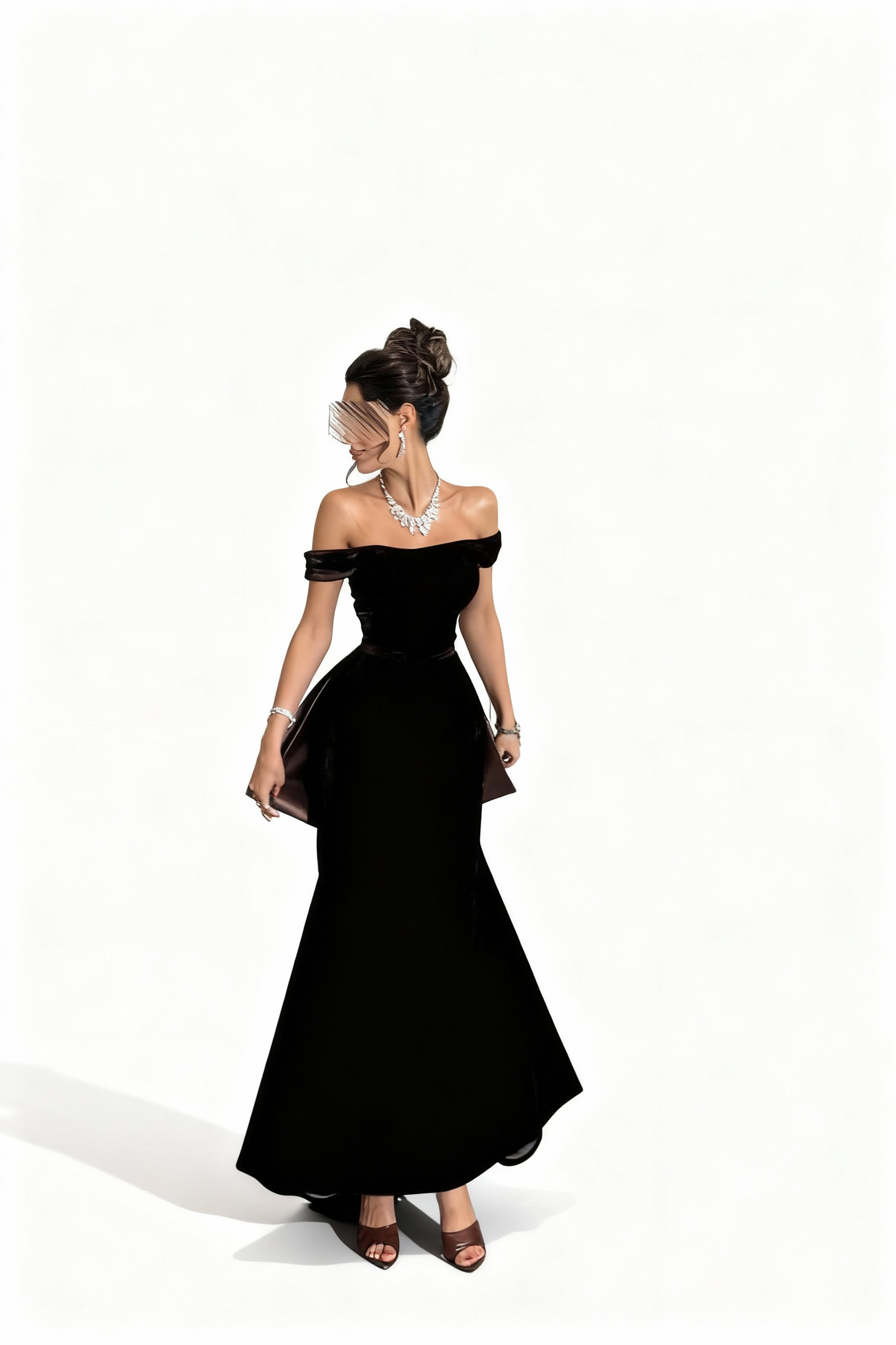 فستان بني مخمل