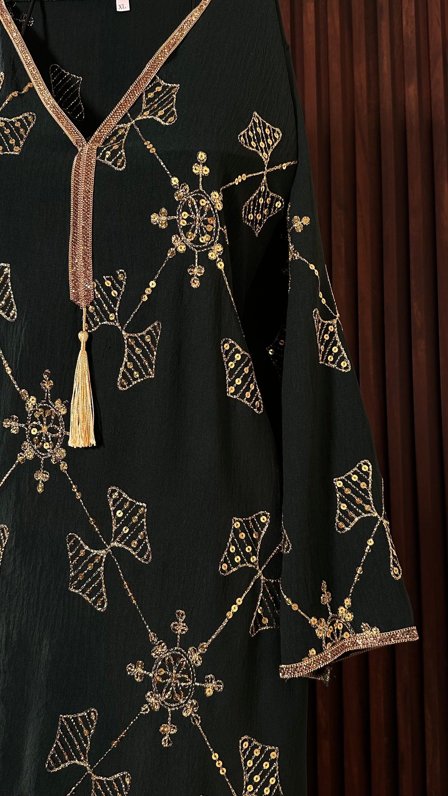 جلابيّة أخضر ذهب