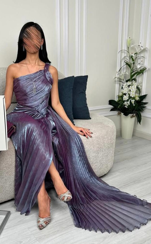 فستان سهرة موف أنيق جذاب ولامع