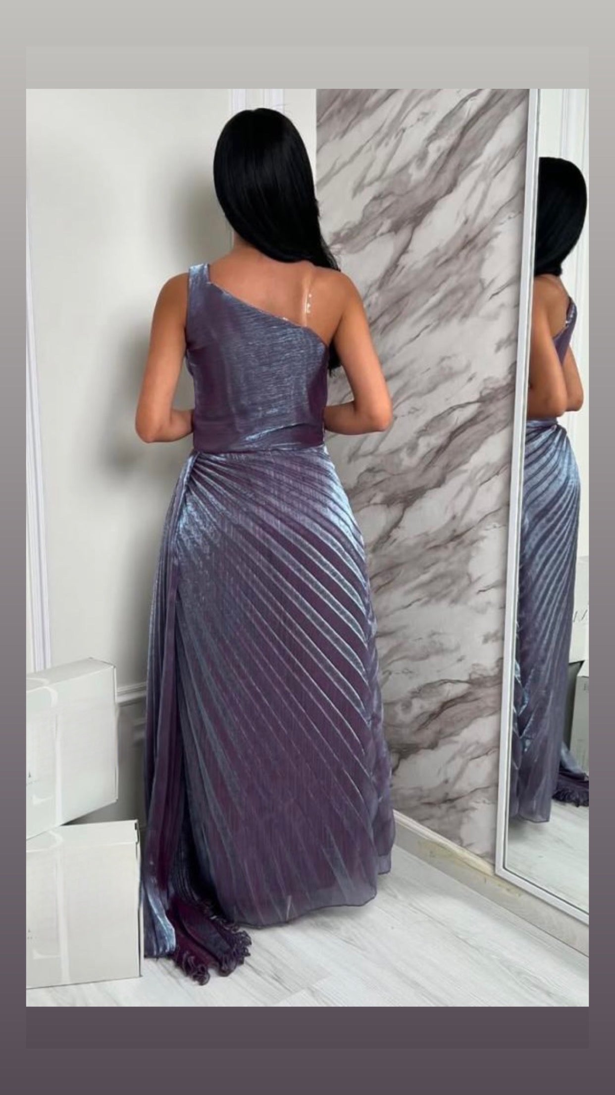 فستان سهرة موف أنيق جذاب ولامع