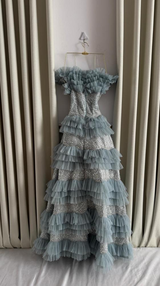 فستان سماوي طبقات