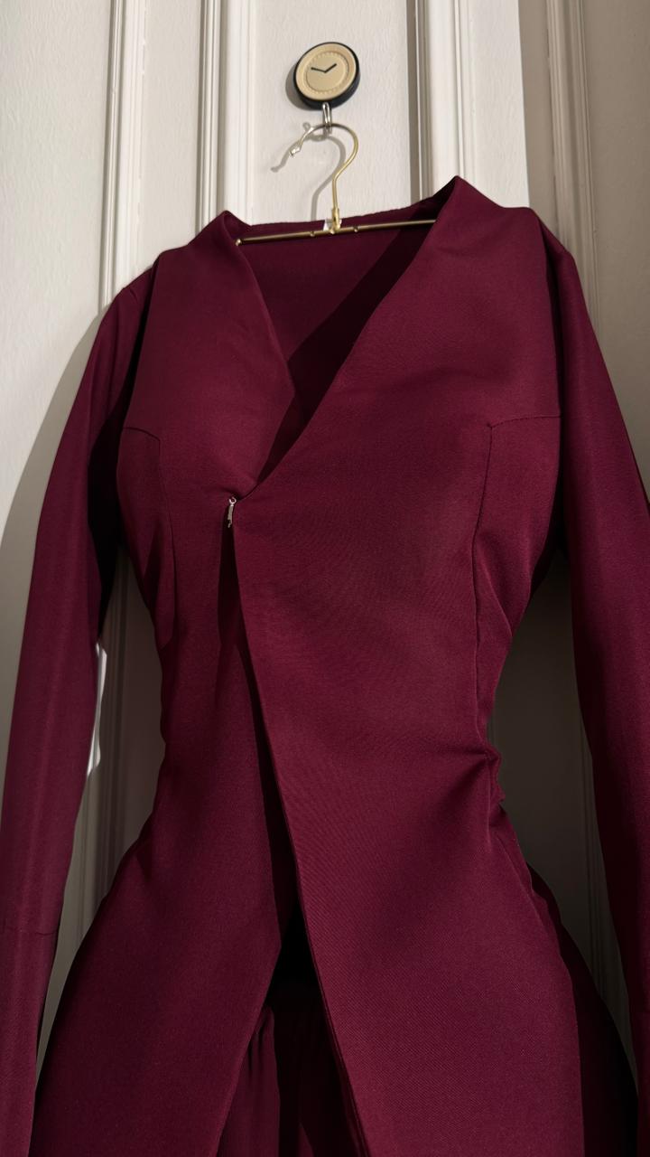 فستان خمري طويل