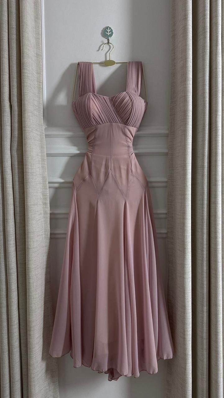 فستان باربي