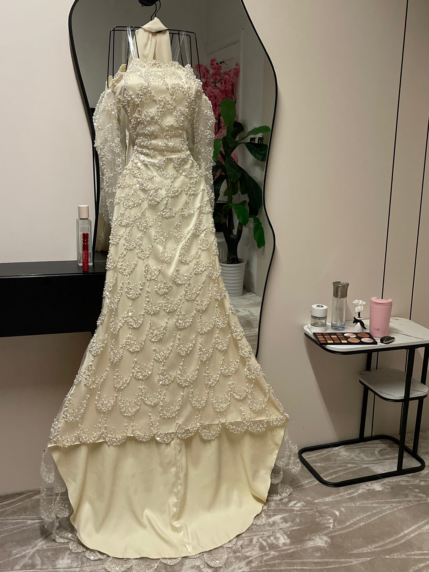 فستان كرستال سكري