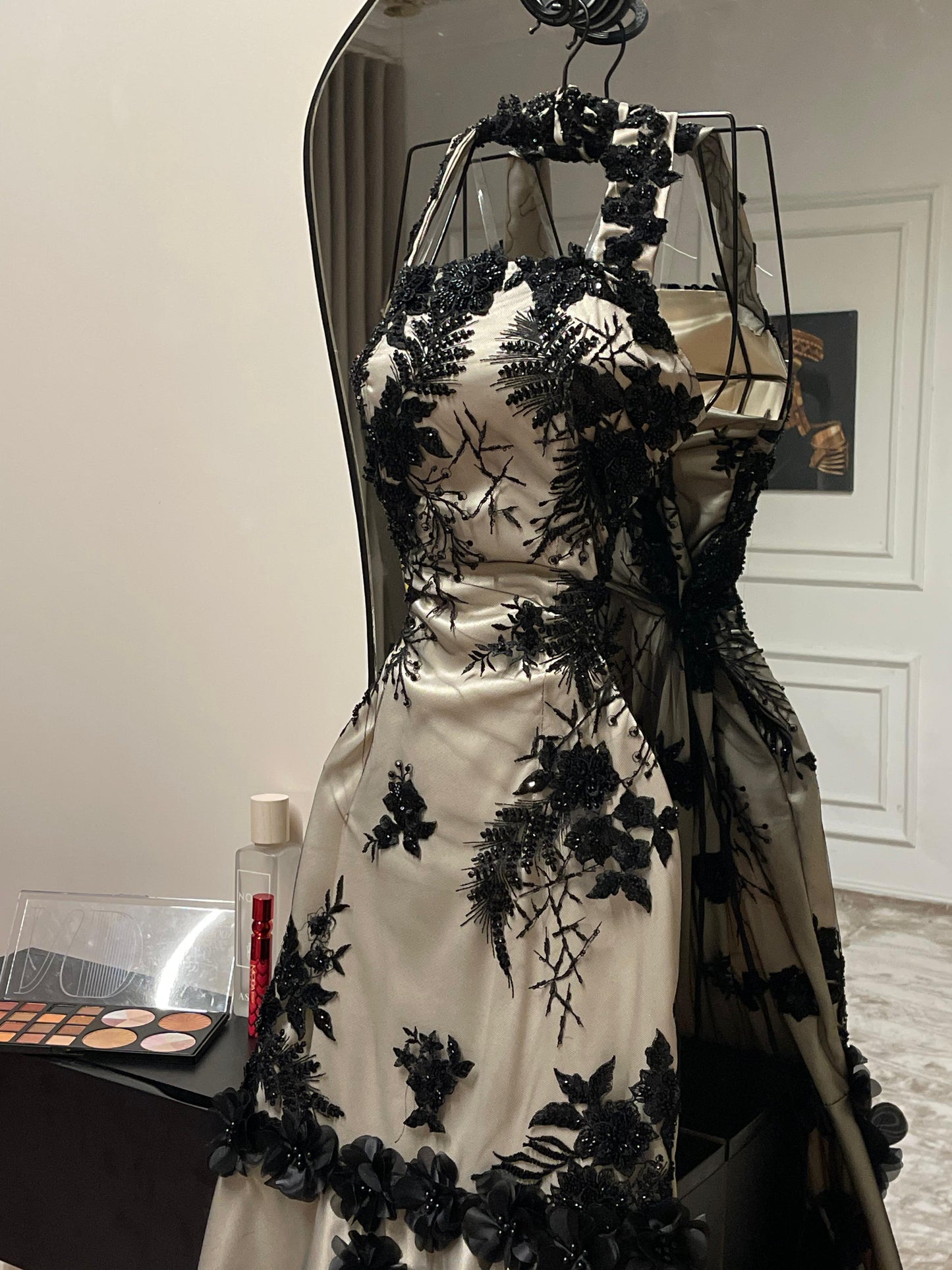 فستان بلاك&وايت