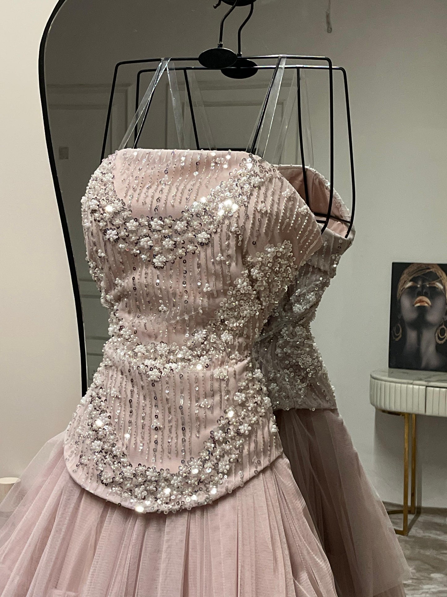 فستان وردي كورسيه